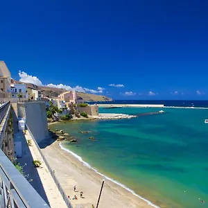 Balconi Sul Mare , Castellammare del Golfo Italia